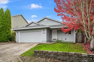 1029 SW View Crest Dr, Dundee, OR 97115 - Photo 2