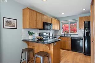 1029 SW View Crest Dr, Dundee, OR 97115 - Photo 12