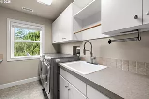 2990 Sunbreak Ln, West Linn, OR 97068 - Photo 22