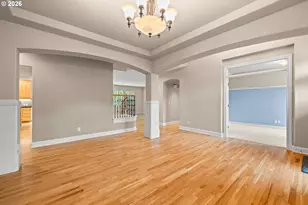 2990 Sunbreak Ln, West Linn, OR 97068 - Photo 8