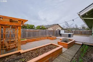 5718 E St, Springfield, OR 97477 - Photo 44