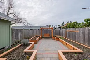 5718 E St, Springfield, OR 97477 - Photo 40