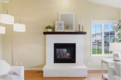 5718 E St, Springfield, OR 97477 - Photo 10