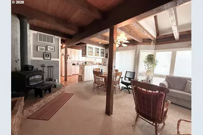 1090 E Willis Creek Rd, Winston, OR 97496 - Photo 12