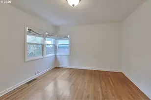 6815 SW 8th Ave, Portland, OR 97219 - Photo 10