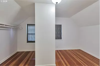 6815 SW 8th Ave, Portland, OR 97219 - Photo 18