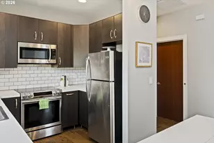 9302 SW 30th Ave, Portland, OR 97219 - Photo 22