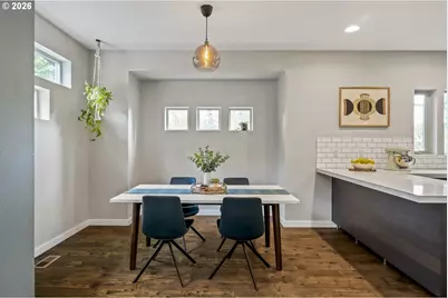 9302 SW 30th Ave, Portland, OR 97219 - Photo 18