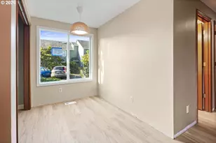 20474 SW Rosa Dr, Beaverton, OR 97078 - Photo 12