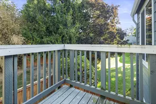 20474 SW Rosa Dr, Beaverton, OR 97078 - Photo 34