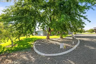 80422 Craig Rd, Hermiston, OR 97838 - Photo 32
