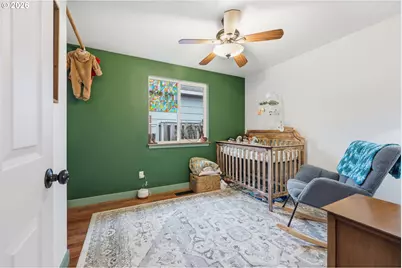 8822 SE Knapp St, Portland, OR 97266 - Photo 22