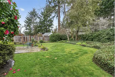 12855 SW Glenn Dr, Beaverton, OR 97008 - Photo 34