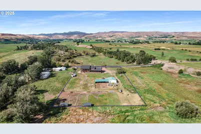 46131 Snake River Rd, Richland, OR 97870 - Photo 2