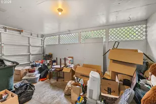 680 E 20th Ave, Eugene, OR 97405 - Photo 30