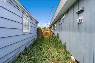 680 E 20th Ave, Eugene, OR 97405 - Photo 20