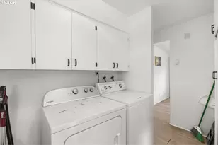 680 E 20th Ave, Eugene, OR 97405 - Photo 14