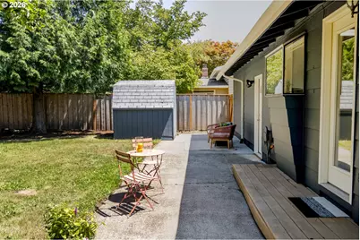 1435 NW 1st St, Gresham, OR 97030 - Photo 30