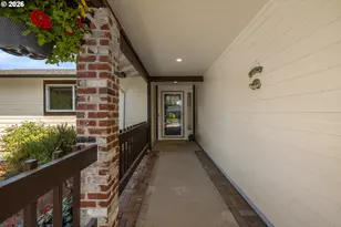 1546 SE 52nd Ave, Hillsboro, OR 97123 - Photo 4