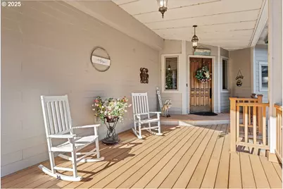 39889 McDowell Creek Dr, Lebanon, OR 97355 - Photo 10