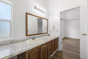 3228 NE Lombard St, Portland, OR 97211 - Photo 16