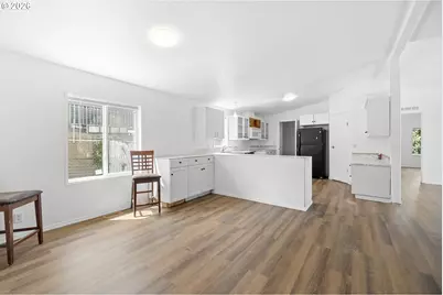 3228 NE Lombard St, Portland, OR 97211 - Photo 24