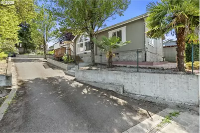 3228 NE Lombard St, Portland, OR 97211 - Photo 2