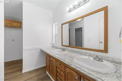 3228 NE Lombard St, Portland, OR 97211 - Photo 14