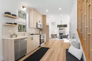 9213 N Seneca St, Portland, OR 97203 - Photo 8