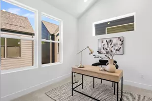 9213 N Seneca St, Portland, OR 97203 - Photo 12