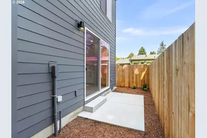 9213 N Seneca St, Portland, OR 97203 - Photo 32