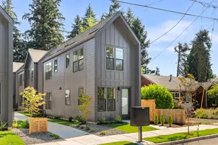 9213 N Seneca St, Portland, OR 97203 - Photo 2