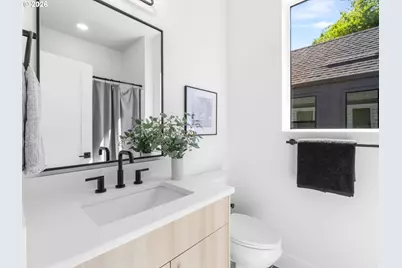 9213 N Seneca St, Portland, OR 97203 - Photo 22