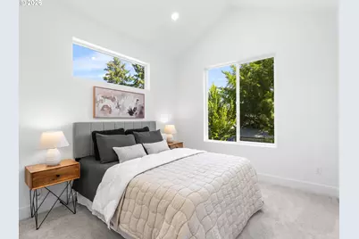 9213 N Seneca St, Portland, OR 97203 - Photo 28