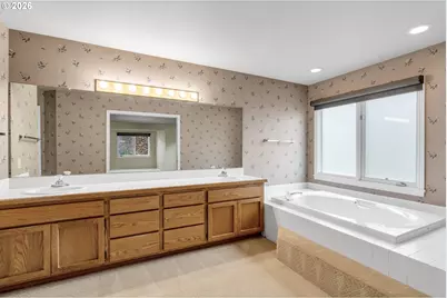 7061 SW Windemere Loop, Portland, OR 97225 - Photo 32