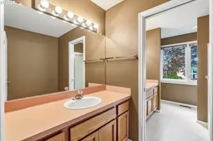 7061 SW Windemere Loop, Portland, OR 97225 - Photo 26