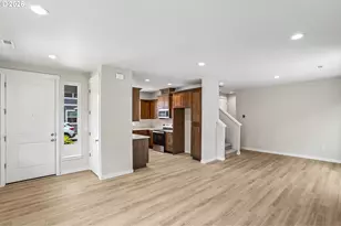 8641 NE 136th Ave, Vancouver, WA 98682 - Photo 2