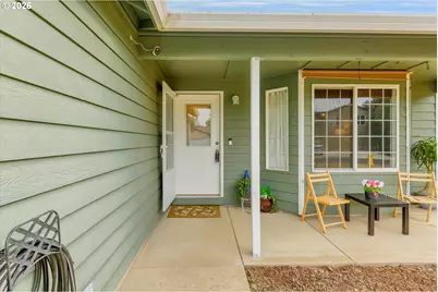 2520 NW 3rd Way, Battle Ground, WA 98604 - Photo 2