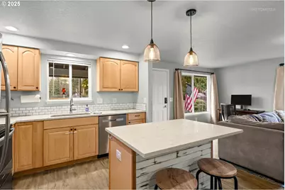 410 SW Ivy Rd, Estacada, OR 97023 - Photo 12