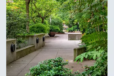 922 NW 11th Ave #505, Portland, OR 97209 - Photo 38