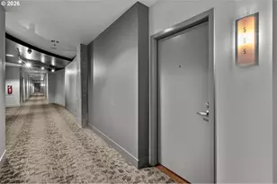 922 NW 11th Ave, Portland, OR 97209 - Photo 2