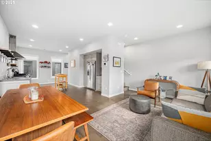 1603 SE Glenwood St, Portland, OR 97202 - Photo 10