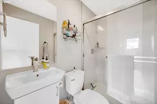 1603 SE Glenwood St, Portland, OR 97202 - Photo 20