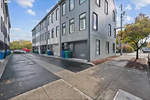 1603 SE Glenwood St, Portland, OR 97202 - Photo 24