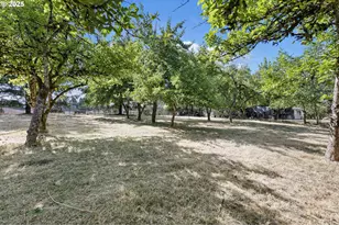 25412 Jeans Rd, Veneta, OR 97487 - Photo 32