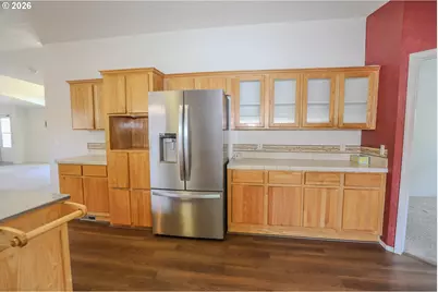 230 Owyhee Ln, Roseburg, OR 97471 - Photo 18