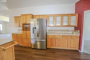 230 Owyhee Ln, Roseburg, OR 97471 - Photo 18