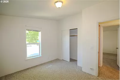 230 Owyhee Ln, Roseburg, OR 97471 - Photo 32