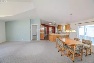 230 Owyhee Ln, Roseburg, OR 97471 - Photo 12