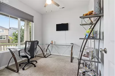 3655 NE Pioneer St, Camas, WA 98607 - Photo 10